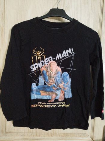 T shirt longues manches Spiderman 8 ans