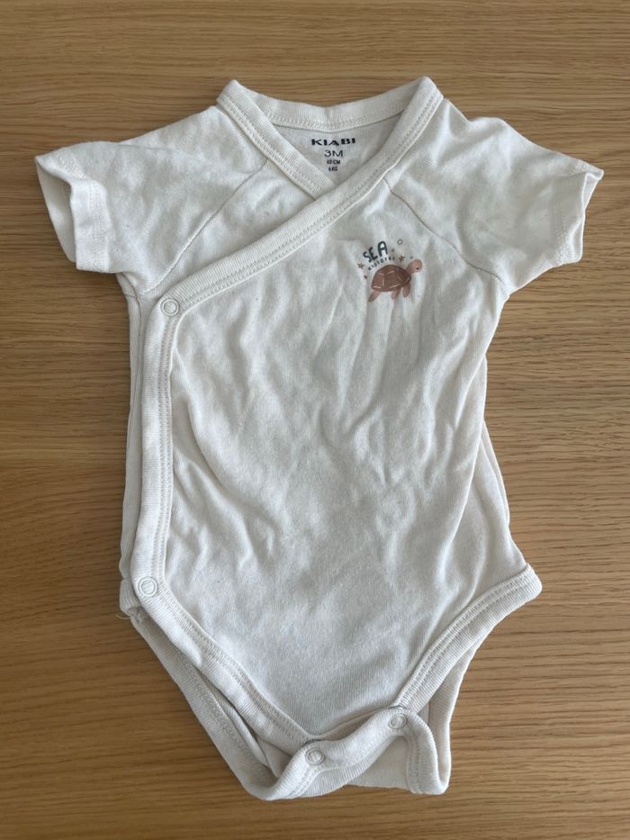 Lot de bodies Kiabi - 3 mois - photo numéro 4