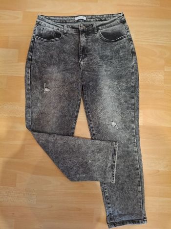 Jean noir gris style délavé T42 mom