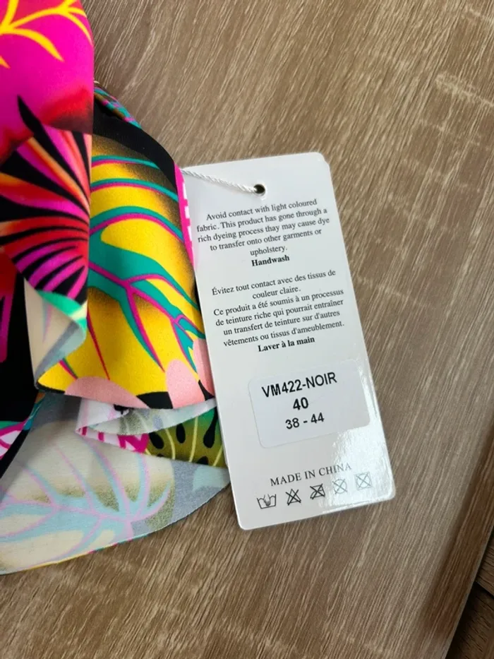 Maillot de bain femme 40 taille L Maillot de bain fleurie taille 40 une pièce - photo numéro 3