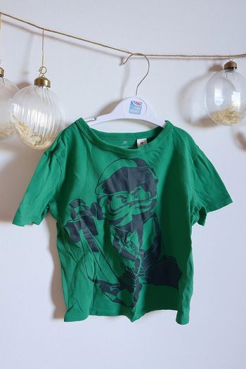 🟢 Tee-shirt Ninjago LEGO – H&M – 4/6 ans 🟢