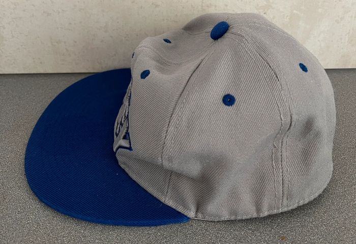 Casquette taille 56cm 8/12 ans marque Obey - photo numéro 2