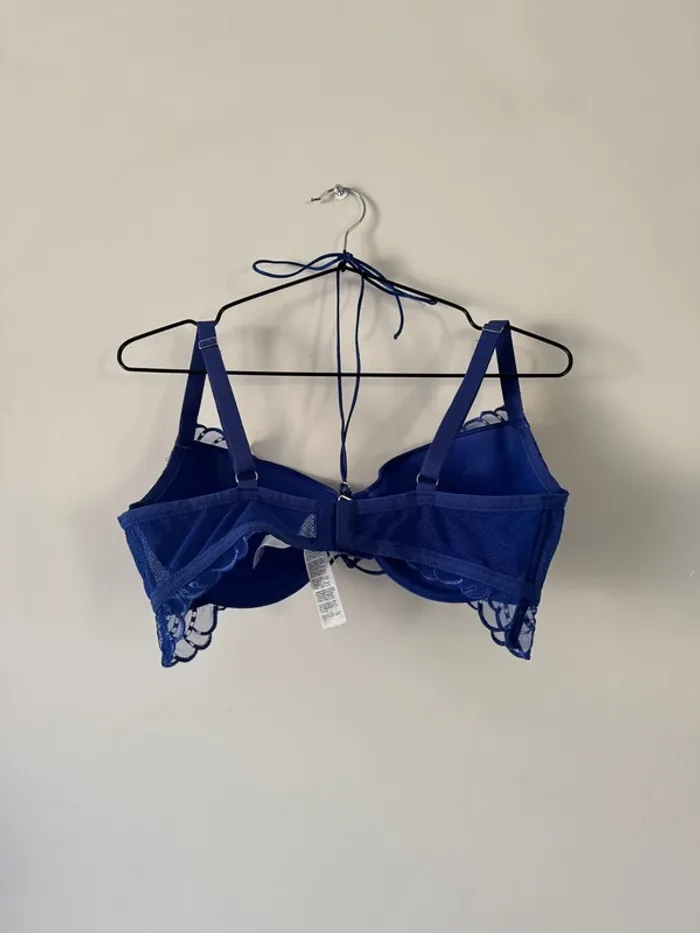 👙Soutien gorge rembourré + bas offert- 95D - neuf sans étiquette bleu roi- Gemo - photo numéro 8
