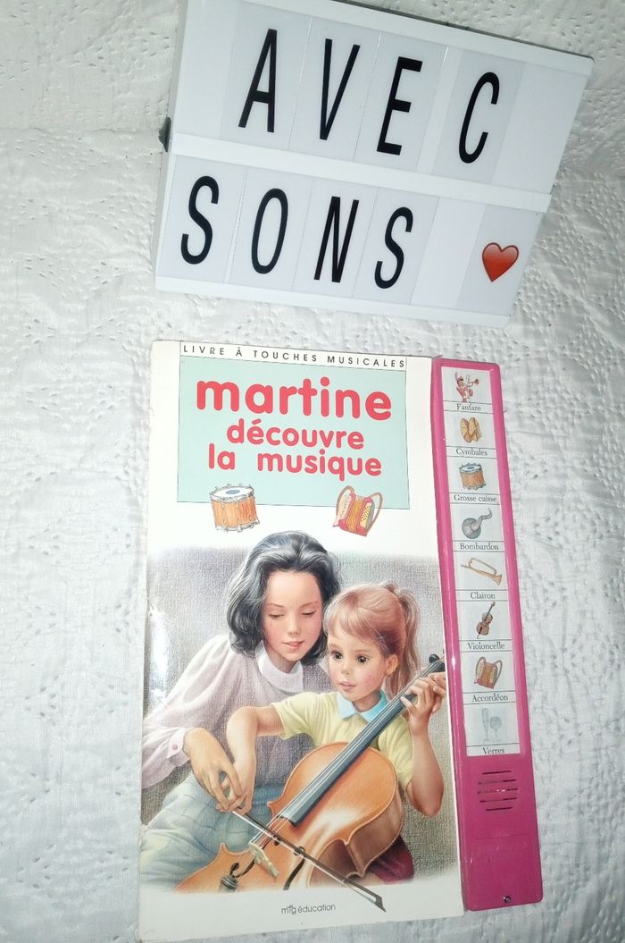 Martine découvre la musique