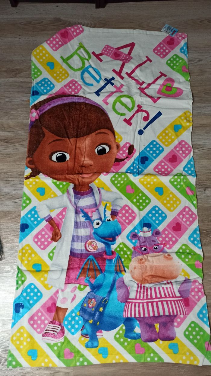 Lot de serviettes enfants docteur la peluche Disney - photo numéro 2