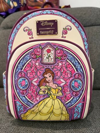 Loungefly belle vitrail 