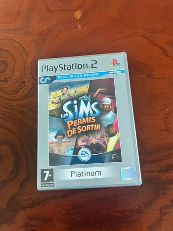 Jeu ps2 les sims + les sims permis de sortir