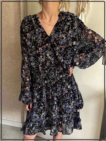 Robe fleurie taille 44 marque koroshi *