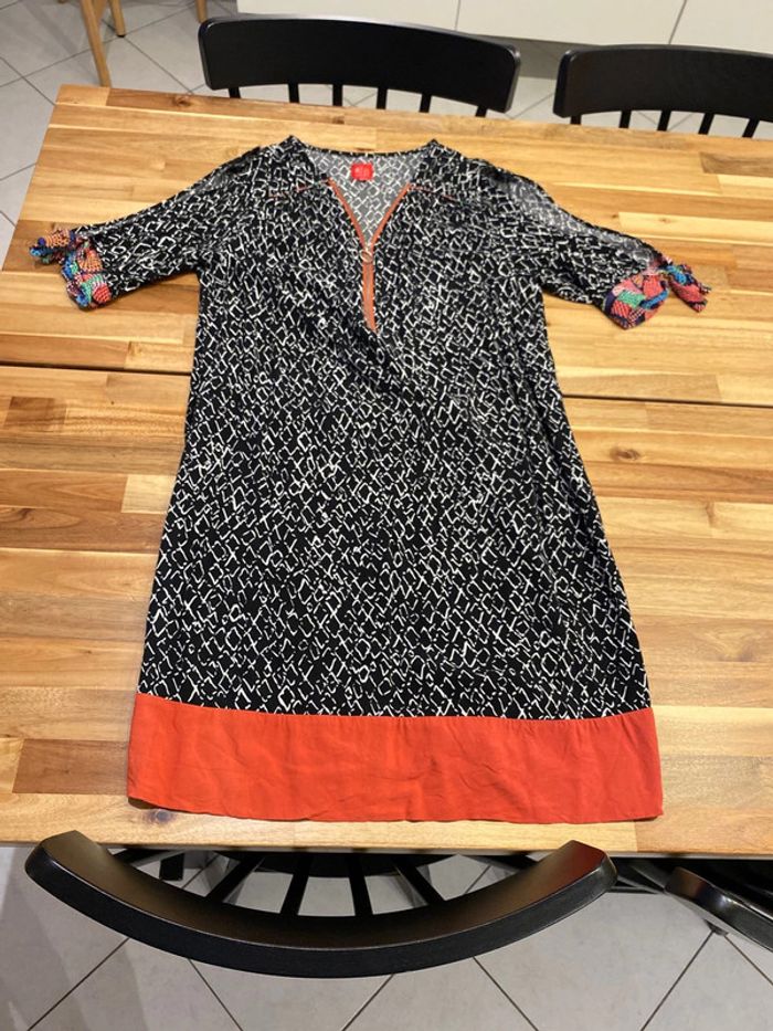 Robe manches ouvertes
