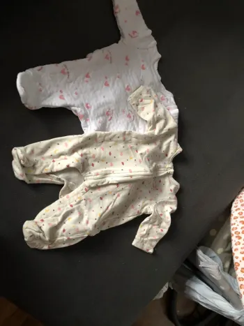 Pyjama tape à l œil