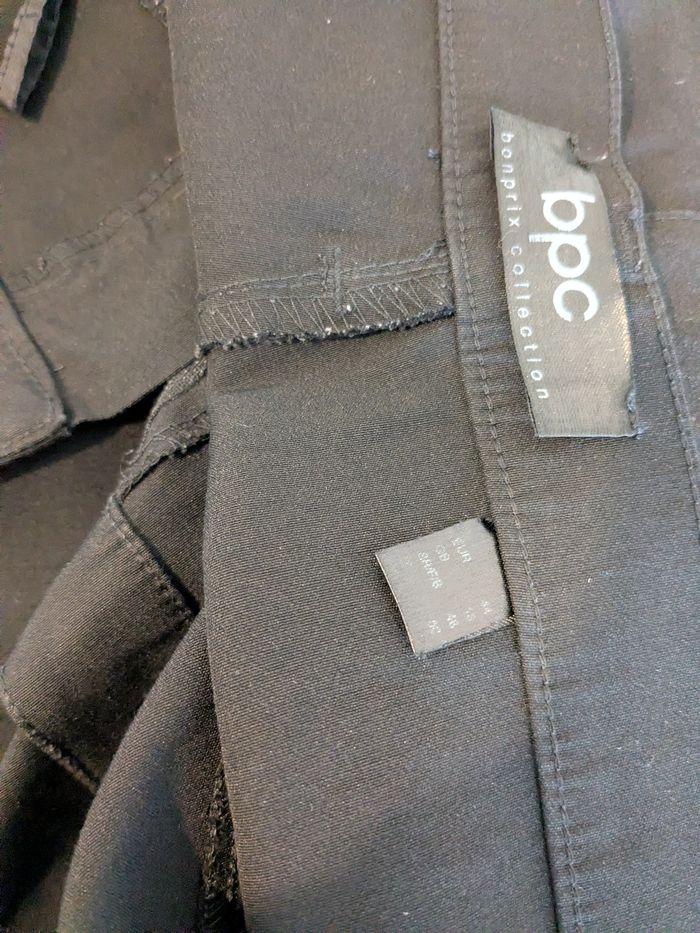 Pantalon noir - photo numéro 4