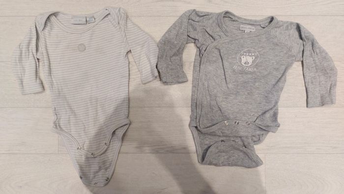 Lot 7 bodies manches courtes et longues 6m - photo numéro 4