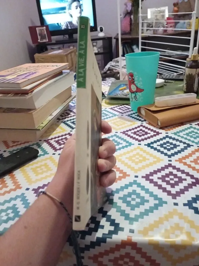 Livre a la vie a la - photo numéro 4