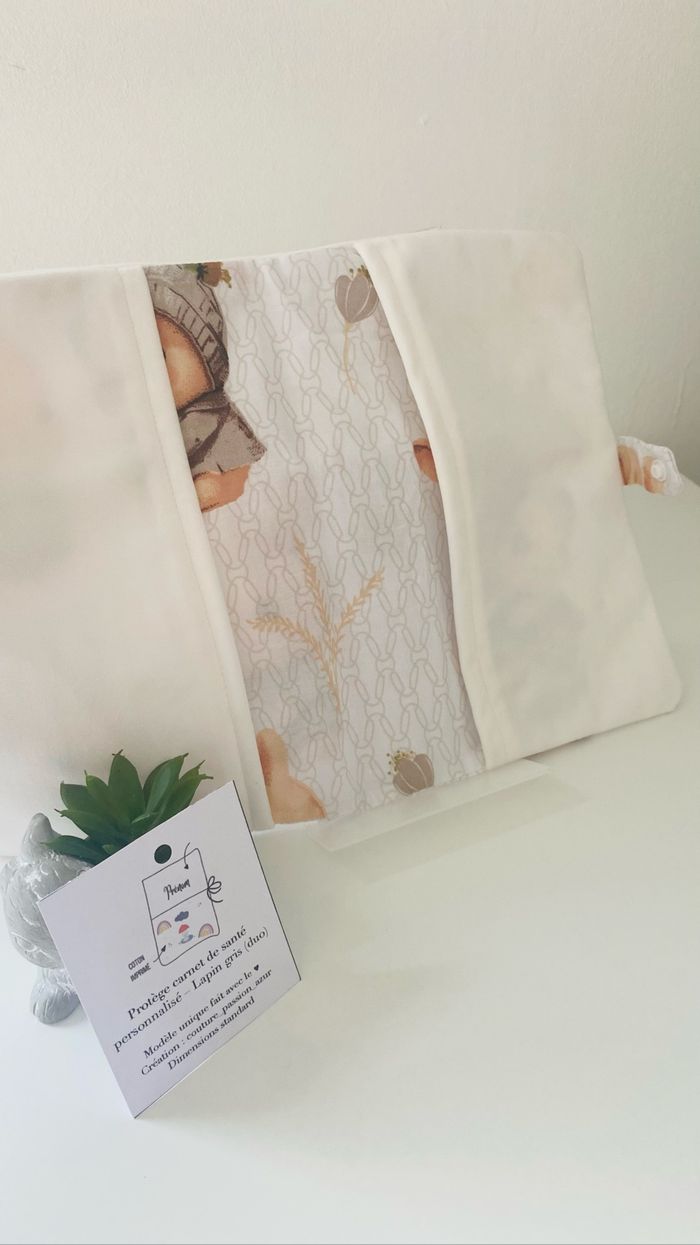 Protège carnet de santé personnalisable bébé enfant prénom lapin duo - photo numéro 3