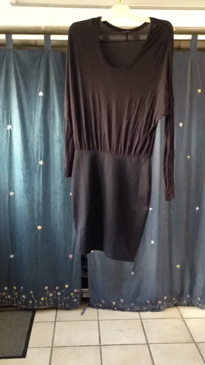 Robe Monoprix taille 38 noire