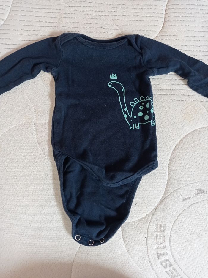 Lot Bodys manches longues 6 mois. - photo numéro 7