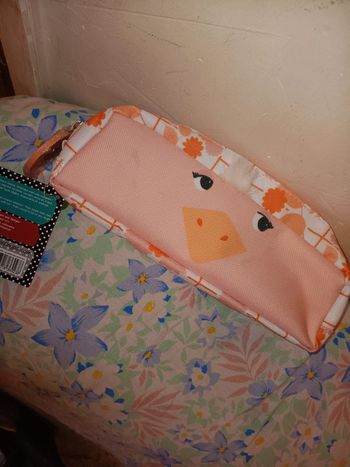 Trousse les deglingos  neuve tache visible de l'usine
