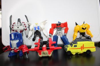 Lot figurines transformers