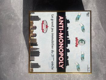 Anti- monopoly jeu de société complet, édition française.