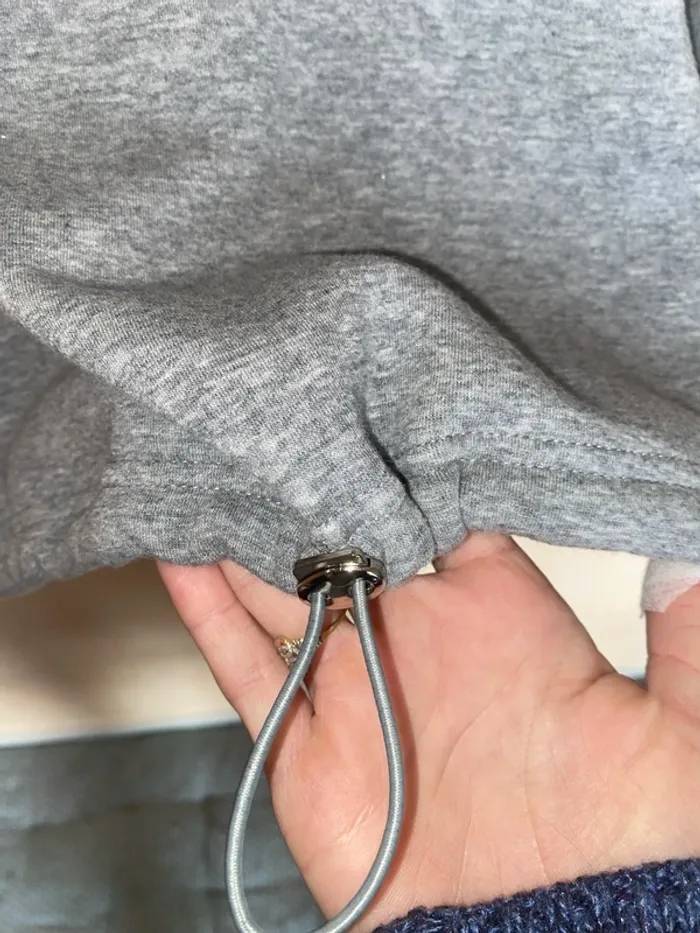 Pull gris fourré à l’intérieur - photo numéro 6