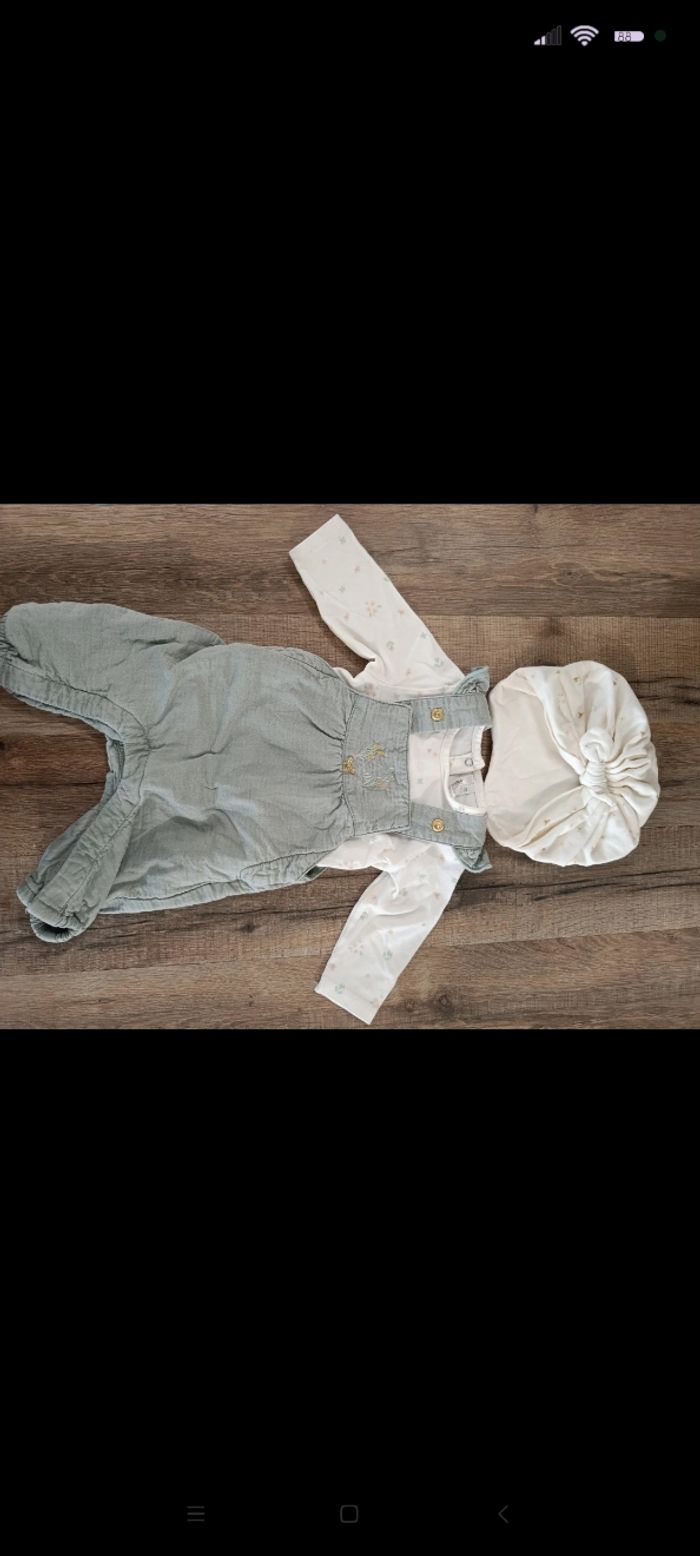Ensemble haut + combinaison + bonnet