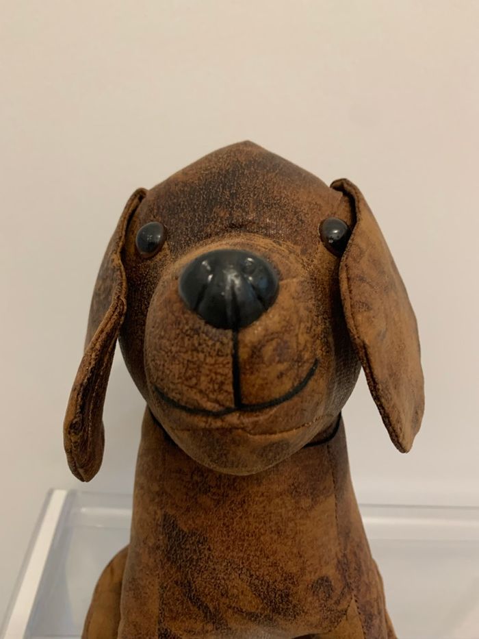 Adorable chien imitation cuir neuf Hauteur 30 cm - photo numéro 2