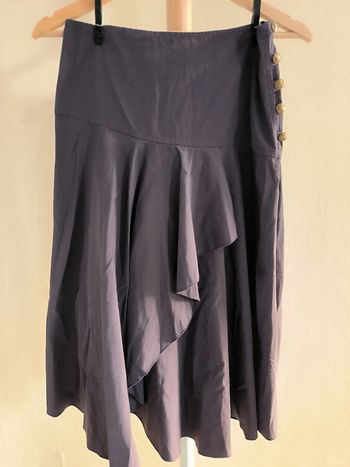 Jupe Longueur genoux mauve taille 36