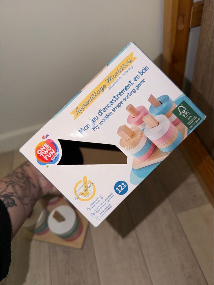 Jeu Montessori encastrement en bois - photo numéro 5