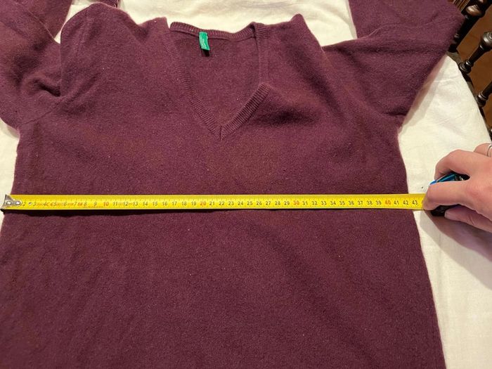 Pull Benetton Mauve taille 10 ans - photo numéro 5