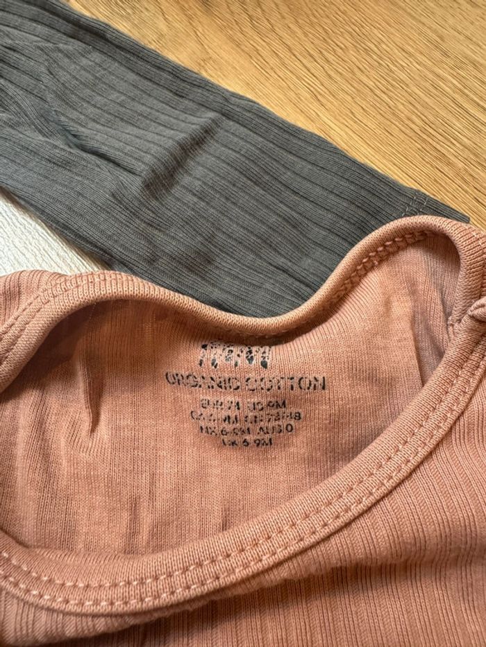 Lot de 3 bodies h&m 6-9mois manches longues - photo numéro 4