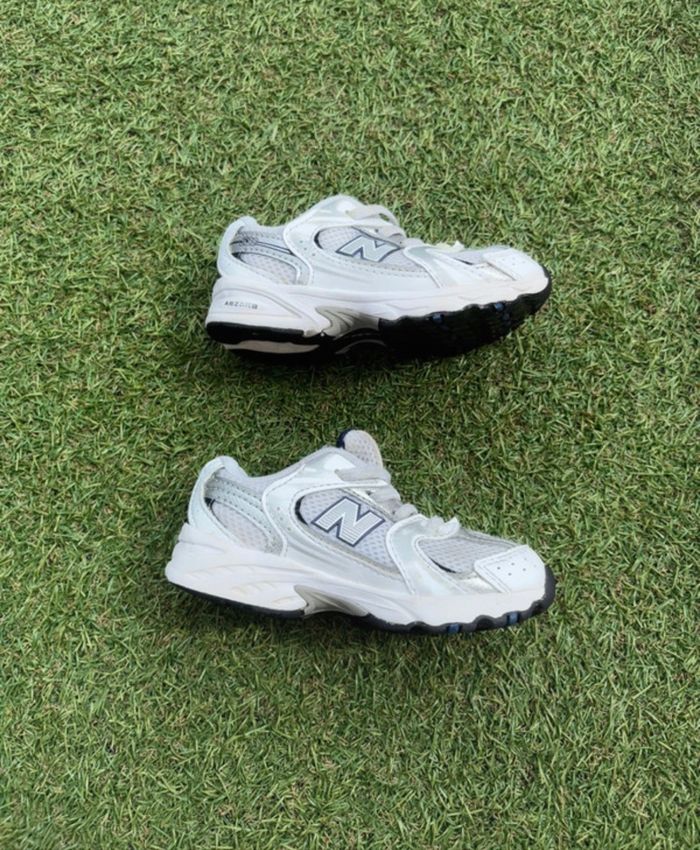 NEW BALANCE 530 taille 24 - photo numéro 3