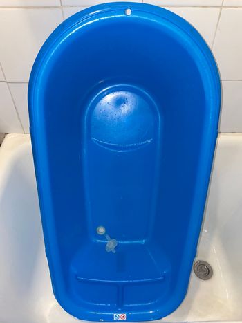 Baignoire bébé bleu