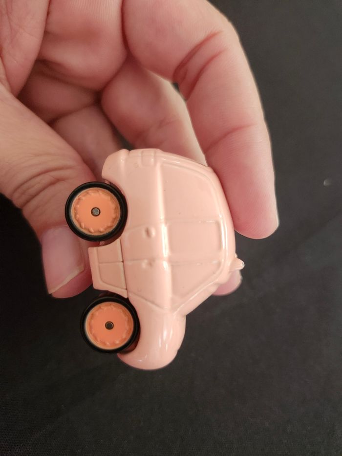 Voiture cars tirelire cochon disney - photo numéro 7