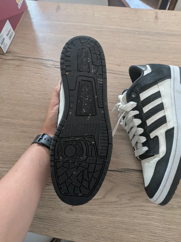Adidas Rapid Court Low - taille 44 - photo numéro 3