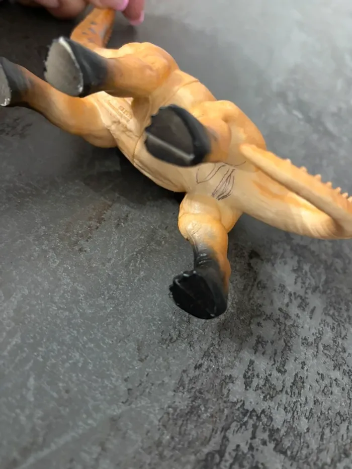 Lot 5 dinosaures - photo numéro 5