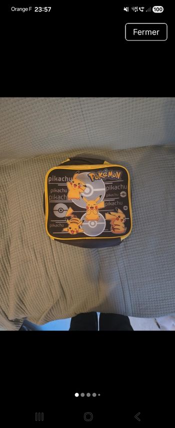 Pochette isotherme pikachu