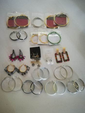 Lot de 25 paires de boucles d'oreilles