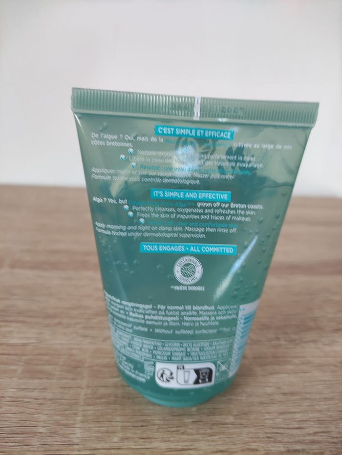 Gel nettoyant "Yves Rocher" - photo numéro 2