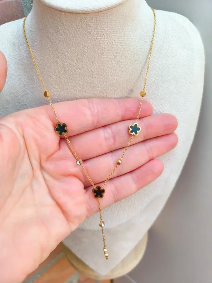 Pendentif doré en Y avec trèfles noirs nacrés - photo numéro 6