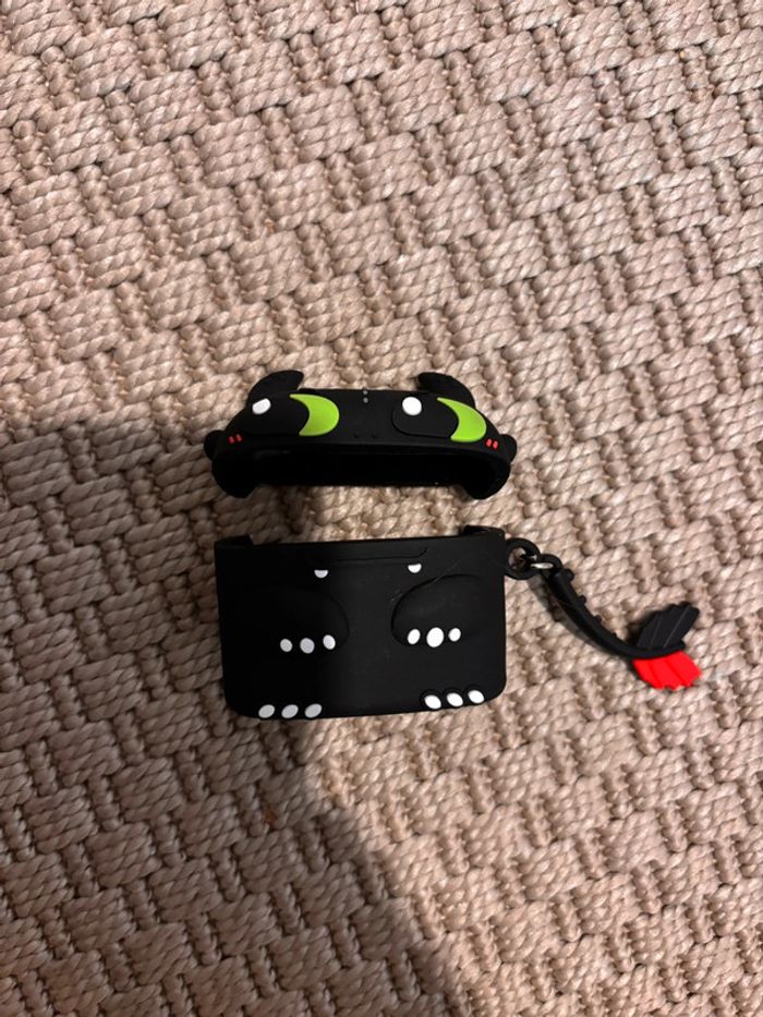Air pods coque dragon furie nocturne noir accessoire téléphone coque silicone