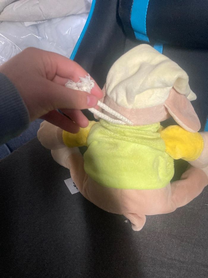 Peluche chien avec  avec vêtement - photo numéro 6