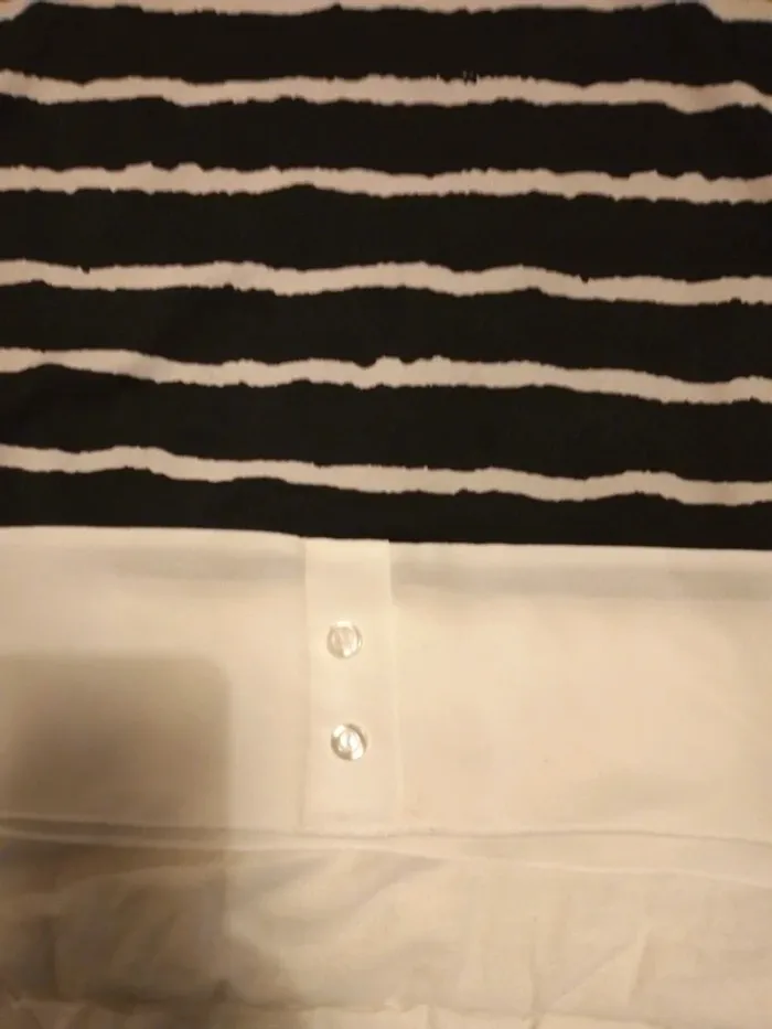 Blouse manches courtes - photo numéro 2