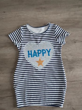 Robe avec sequins " Happy " 8 ans à rayures
