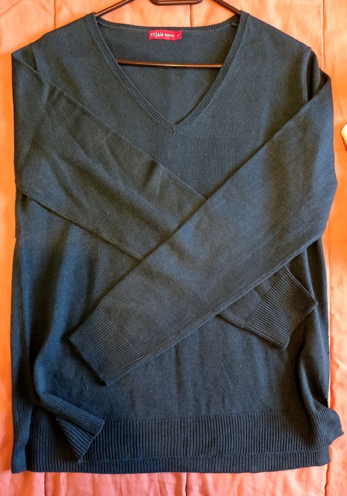 Pull neuf col V - photo numéro 3