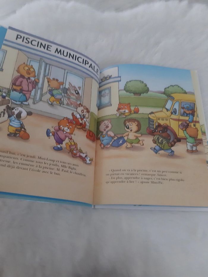 Mini-loup à la piscine - photo numéro 2
