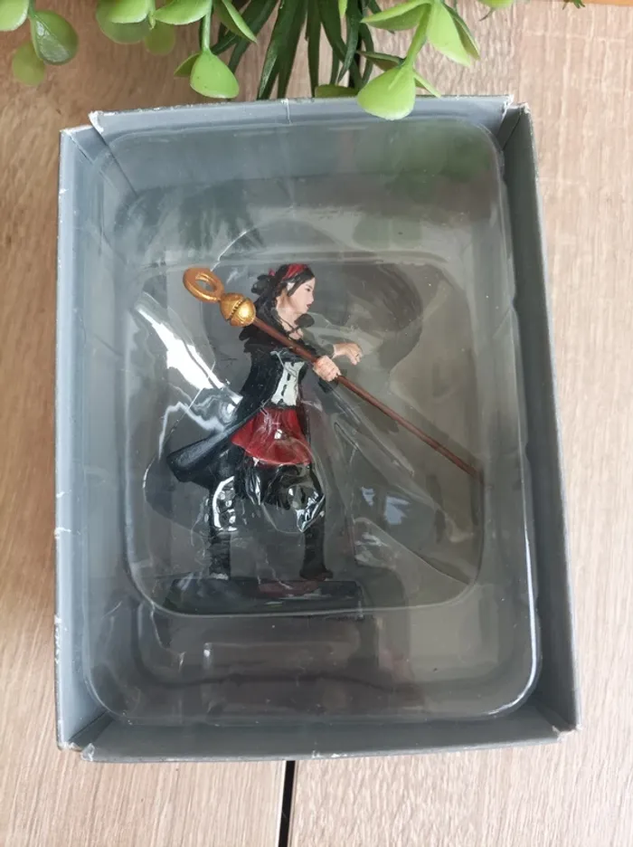 Figurine Marvel Nico Minoru Eaglemoss Super Héros - photo numéro 2
