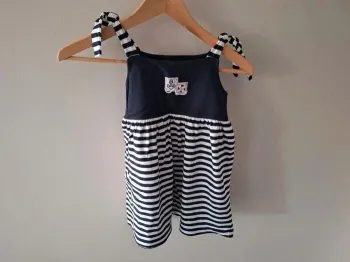Robe à bretelles marinière neuve Cap au large 6 ans