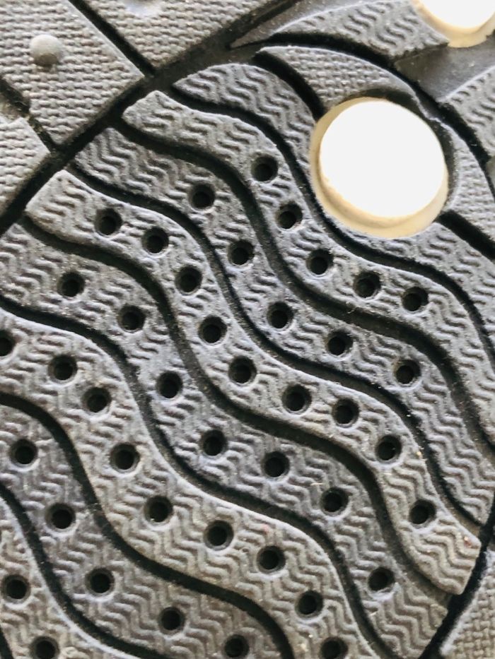 Basket Mickey neuf sans étiquette pointure 22🧸 - photo numéro 4