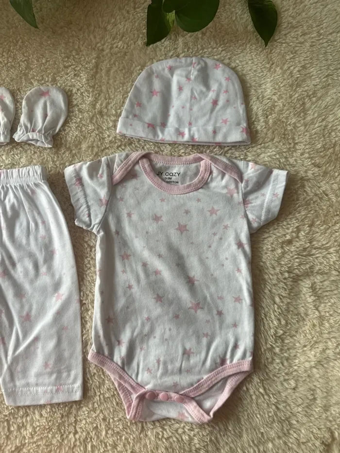 Ensemble étoiles body legging bonnet et moufles - photo numéro 3