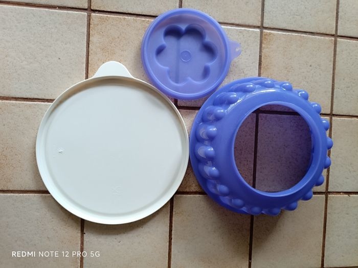 Moule à charlotte Tupperware neuf bleu/violet - photo numéro 8